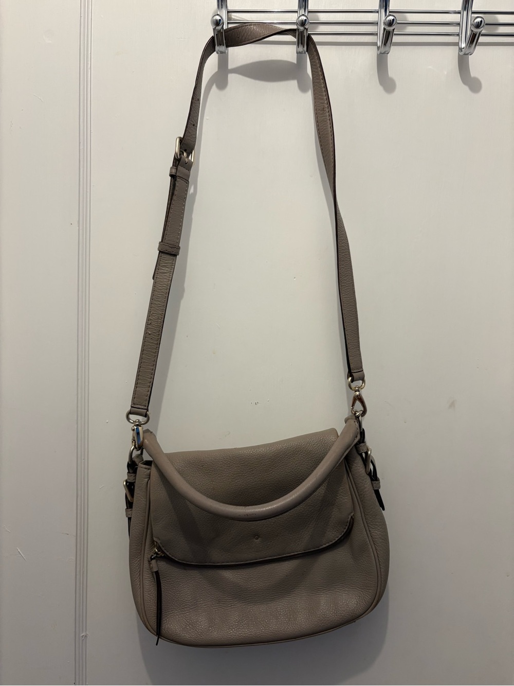 Kate Spade Classic Taupe Leather Crossbody Bag